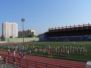 Детский спортивный праздник на стадионе Салют.jpg